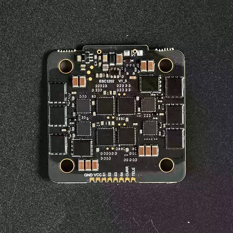FOXEER Reaper F4 4IN1 ESC 45A  – Foxeer Reaper F4 128K 65A Esc Bewertung und Preis